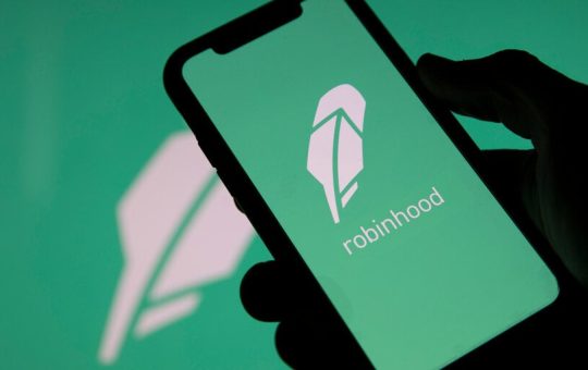 Robinhood Buffs Europe Expansion With New Feature for Bitcoin, Ethereum Transfers